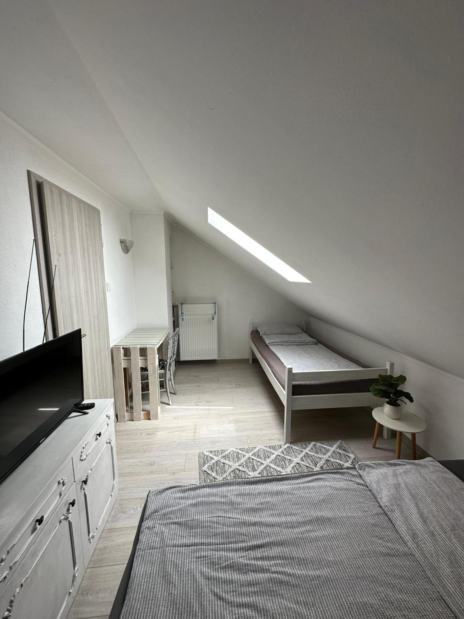 Masenka Apartment Gospic Bagian luar foto