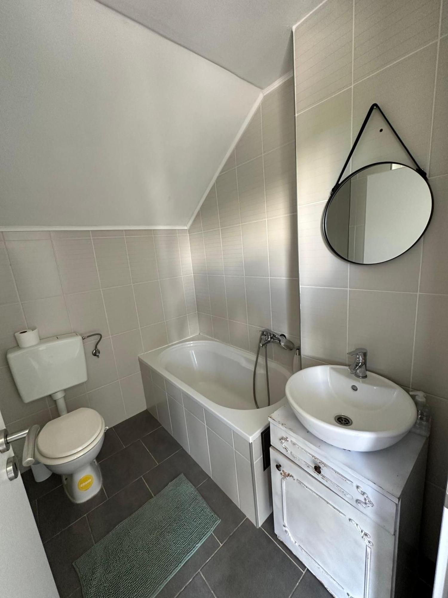 Masenka Apartment Gospic Bagian luar foto